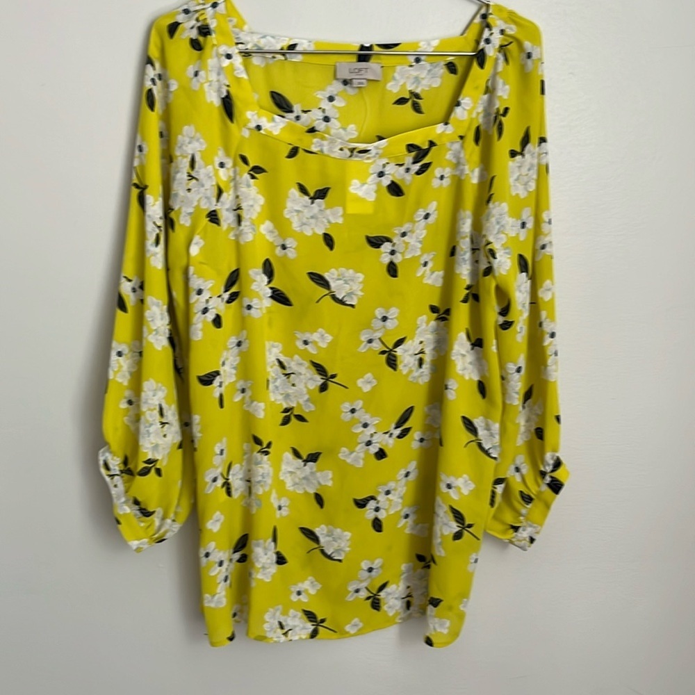 NWT ANN TAYLOR GORGEOUS YELLOW FLORAL BLOUSE L